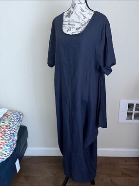Women's Navy Blue Scoop Neck Maxi Dress